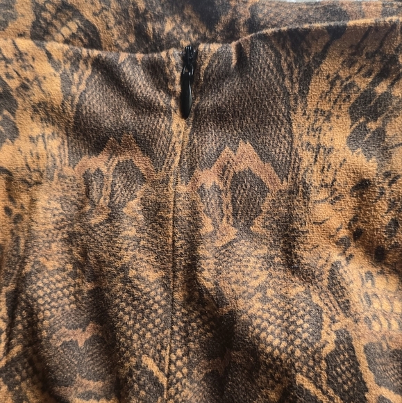 Animal Print Midi Skirts Set Of 2 - Picture 9 of 15